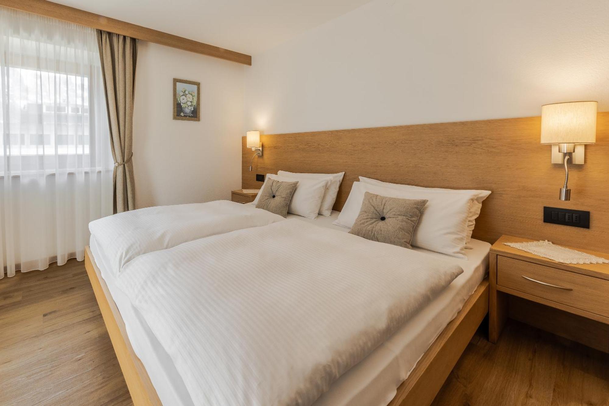 Villa Resi B&B 科瓦拉因巴迪亚 外观 照片