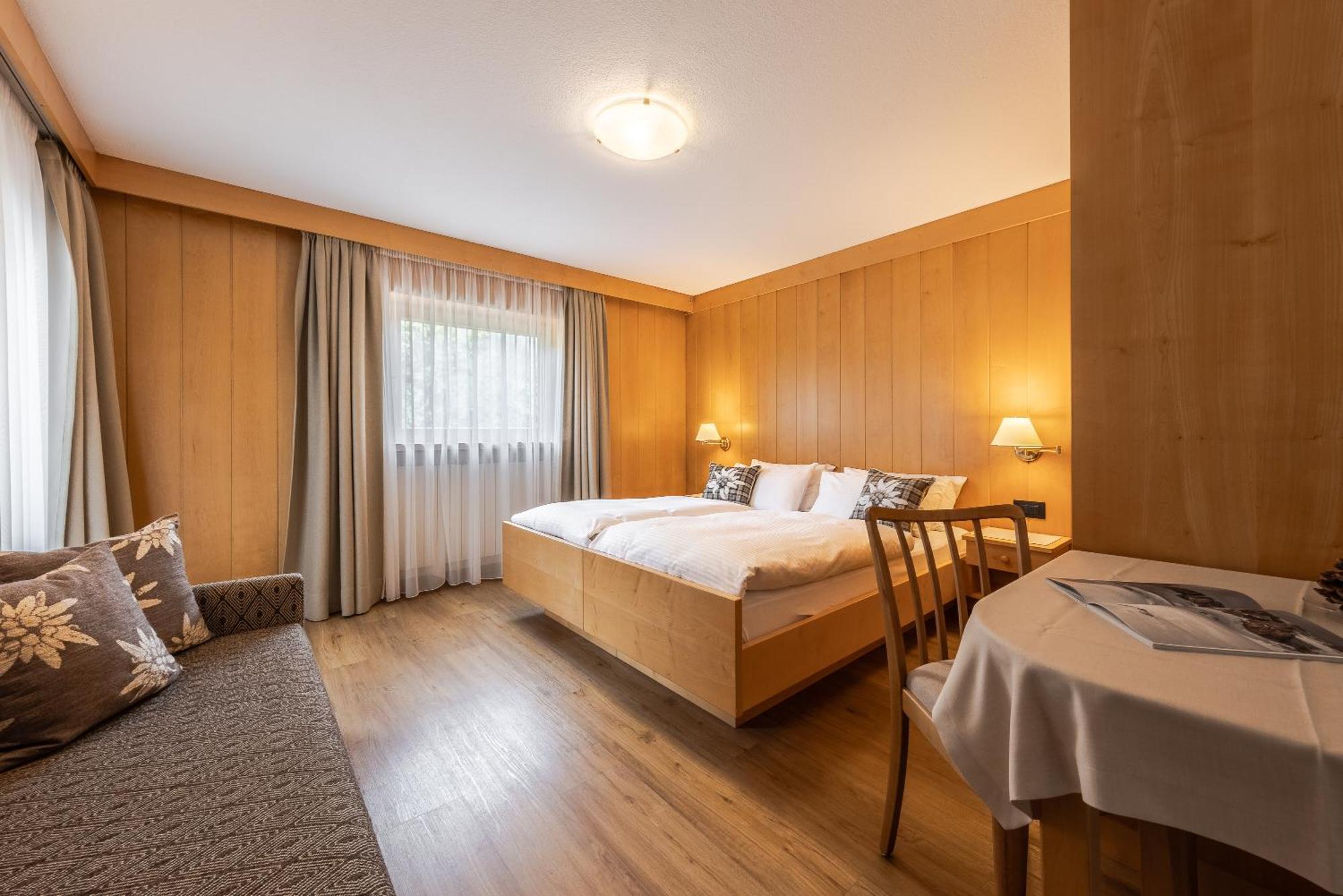 Villa Resi B&B 科瓦拉因巴迪亚 外观 照片